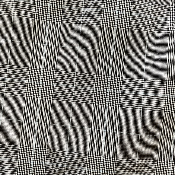 Dockers Women’s Capri Plaid Pants.  Size 12P - Picture 4 of 10